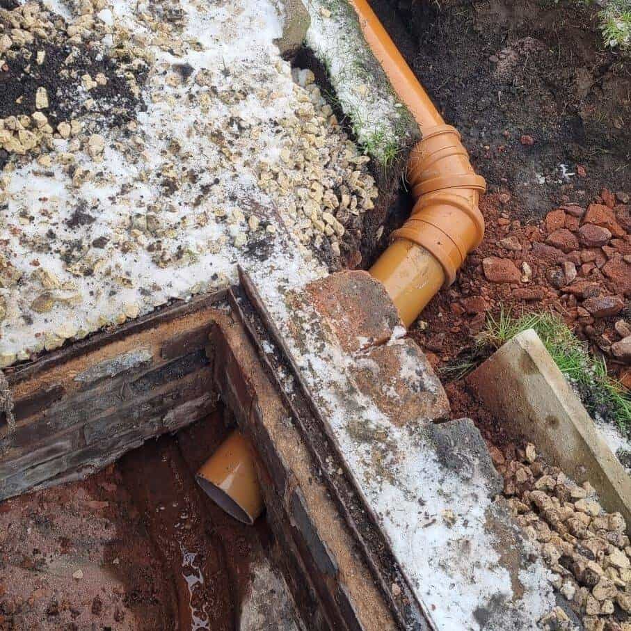 repair drain pipe